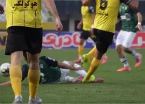 اعتراض دوباره به داوری سپاهان: کارت قرمز!