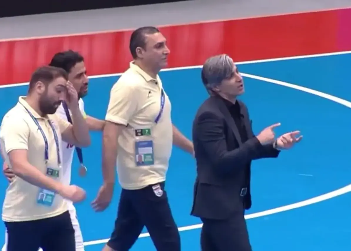 قهر شمسایی از سکوی قهرمانی پس از اتفاق عجیب