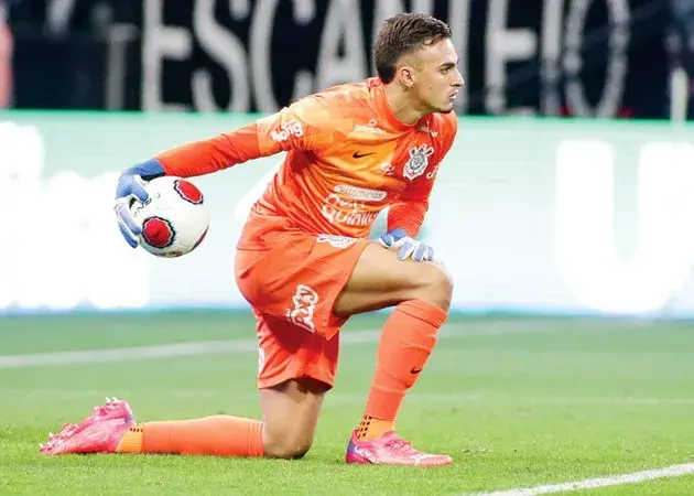 توافق شباب الاهلی با گلر جوان کورینتیانس