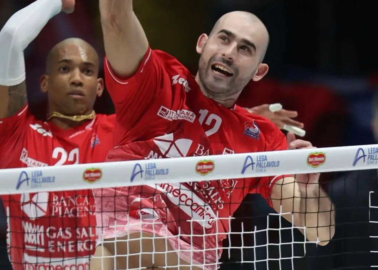 بازگشت فوری به والیبال بعد از جراحی تومور!