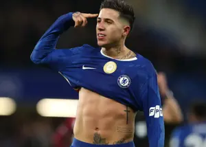 انزو فرناندز: من را با اسطوره انگلیس مقایسه نکنید