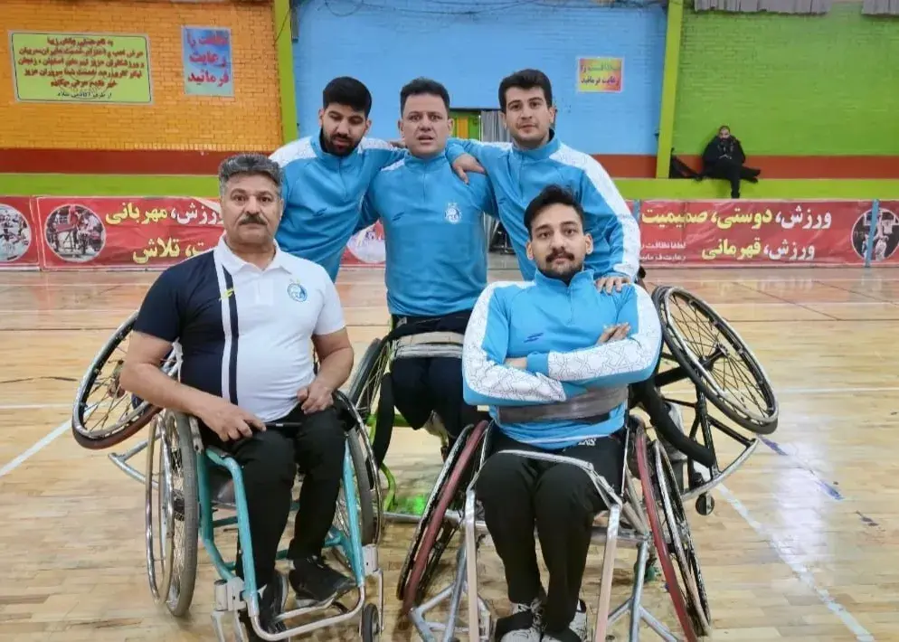 ‏جام قهرمانی در دسترس استقلال زنجان