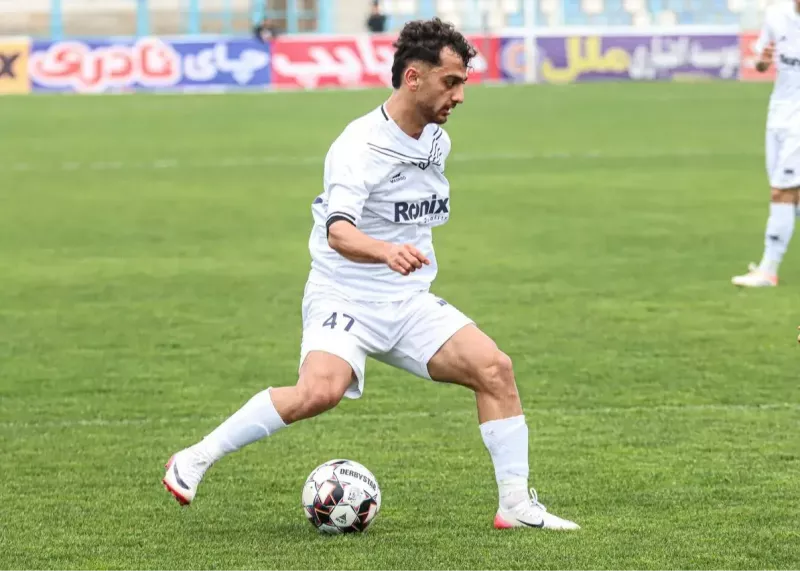 فخریان یک قدم تا گل انتقامی! (عکس)