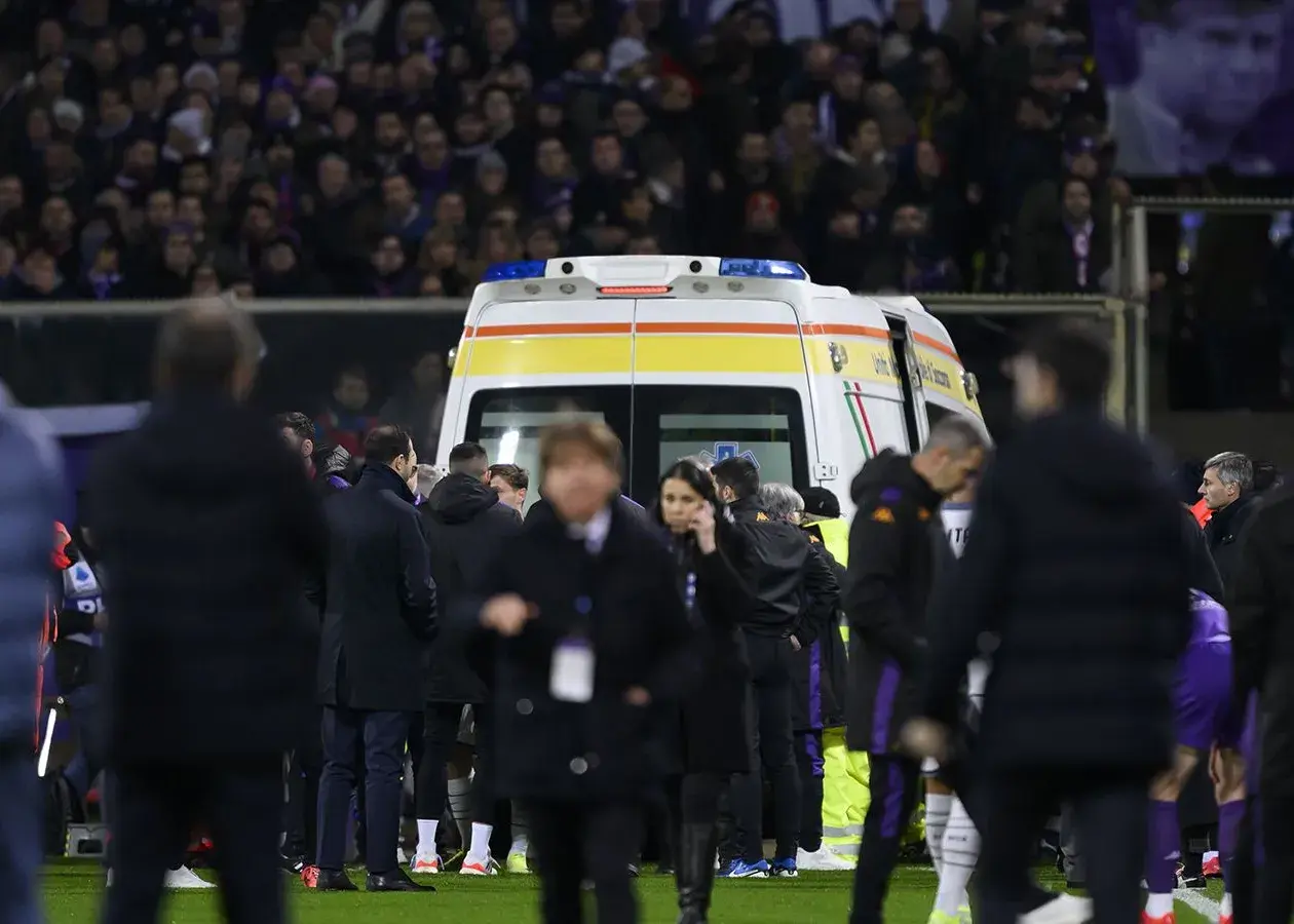 تشنج وسط زمین فوتبال!