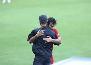 مطهری: بازیکنانم مثل گلادیاتور می‌جنگند