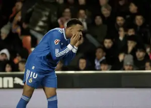 یک مشت دلقک! امباپه به سیم آخر زد