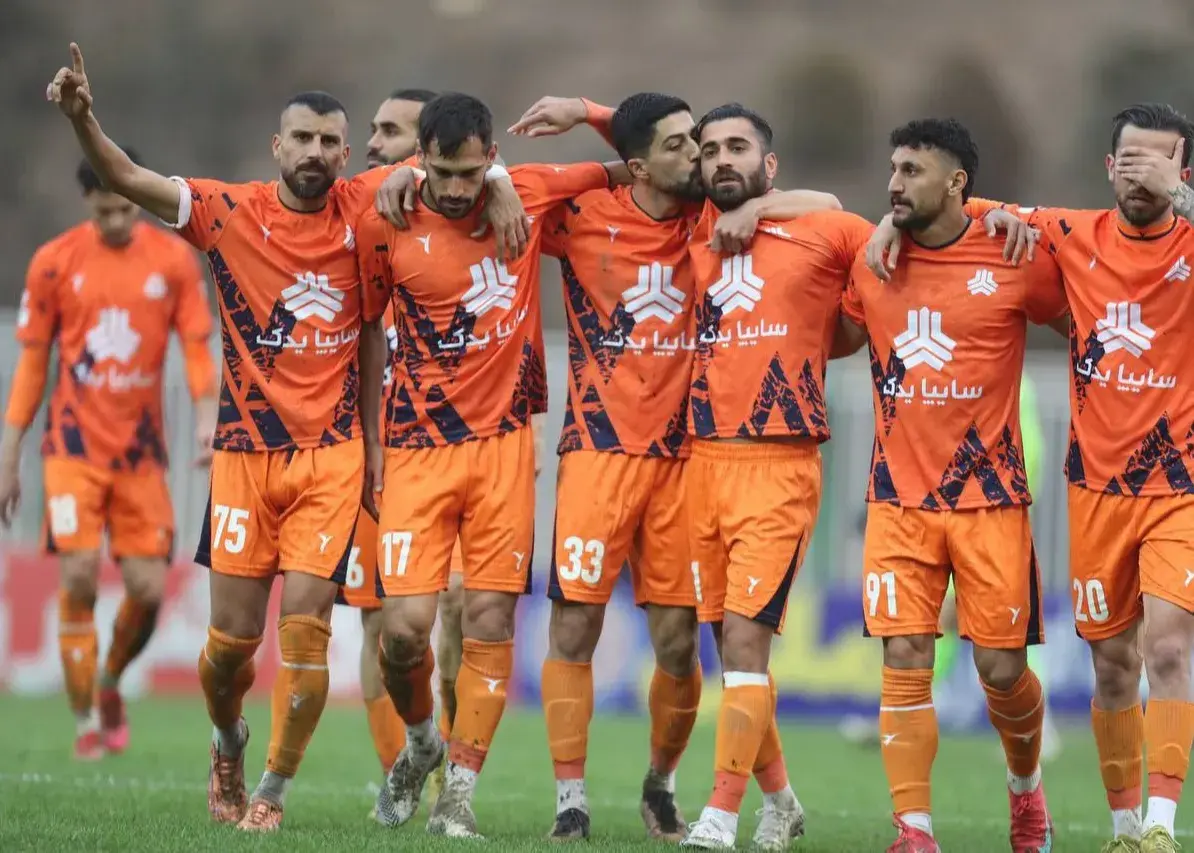 لیگ یک: پایان شیرین عنایتی با مدعی قدیمی