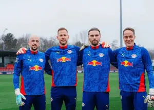  لایپزیش قرارداد سه دروازه‌بانش را یک‌جا تمدید کرد!