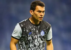 بازگشت دیوار ازبک به خط دفاع استقلال