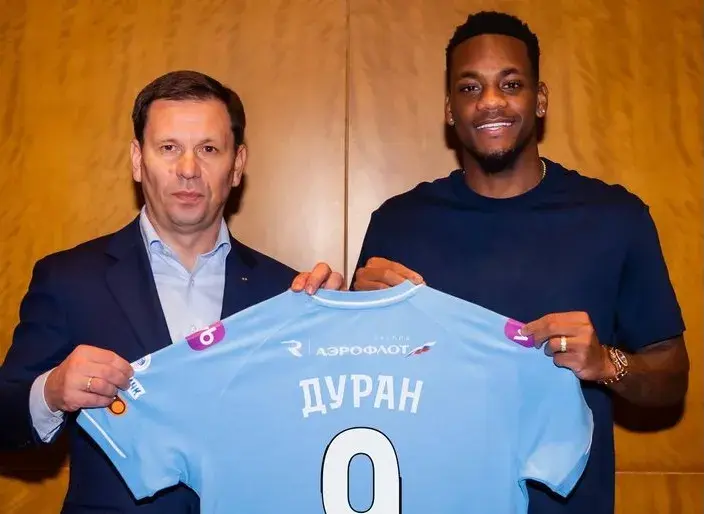 ششمین باشگاه ستاره کلمبیایی در 22 سالگی!