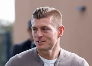 کروس به ستاره سابق چلسی حمله کرد!