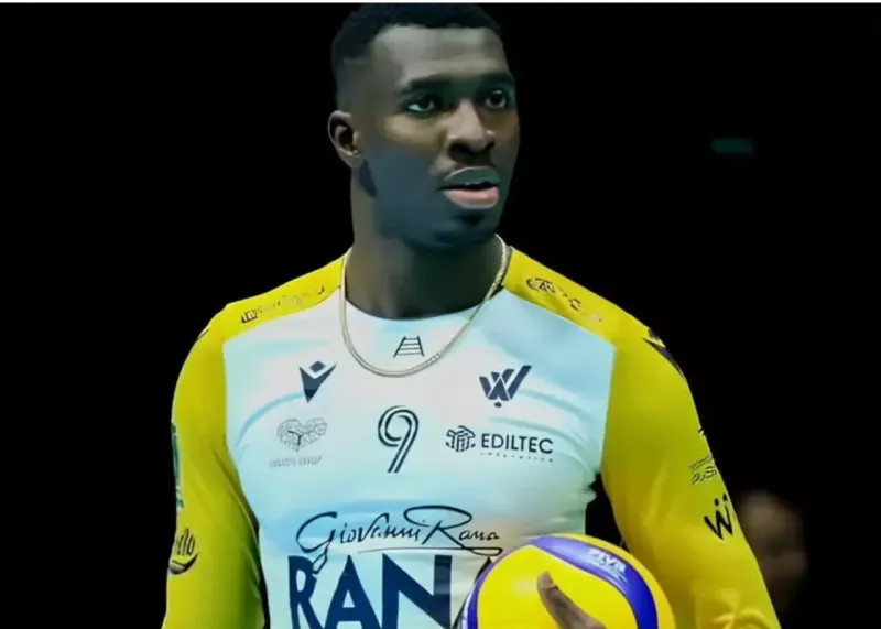 دعوای سه کشور بر سر یک ستاره: بیا برای ما بازی کن!