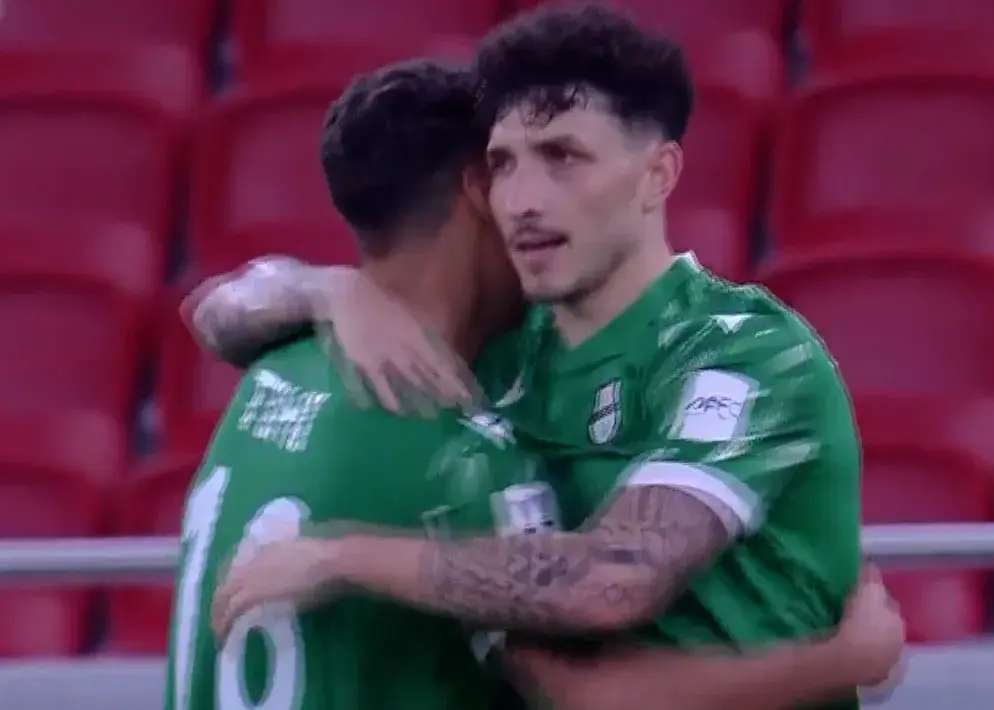 اکسپوزیتو علیه برد سپاهان: اخراج و گل!