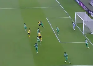 چند سانتی‌متر تا گل سریع سپاهان در آسیا (عکس)