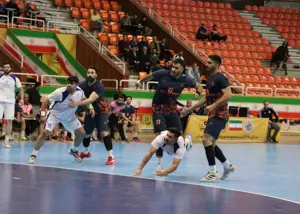 سلام استقلال به صدر جدول لیگ برتر هندبال