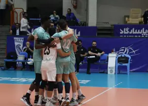 پیکان یک بازی را برد اما شش امتیاز گرفت