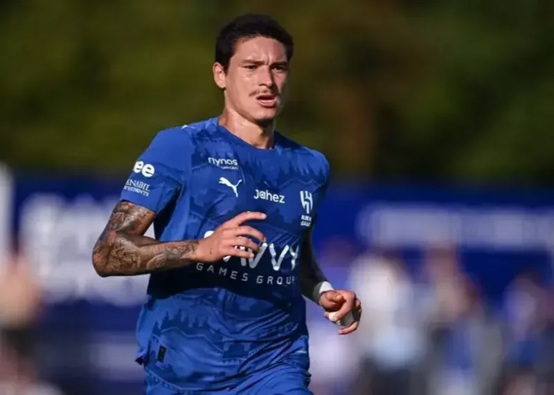 داروین از فهرست الهلال کنار گذاشته شد