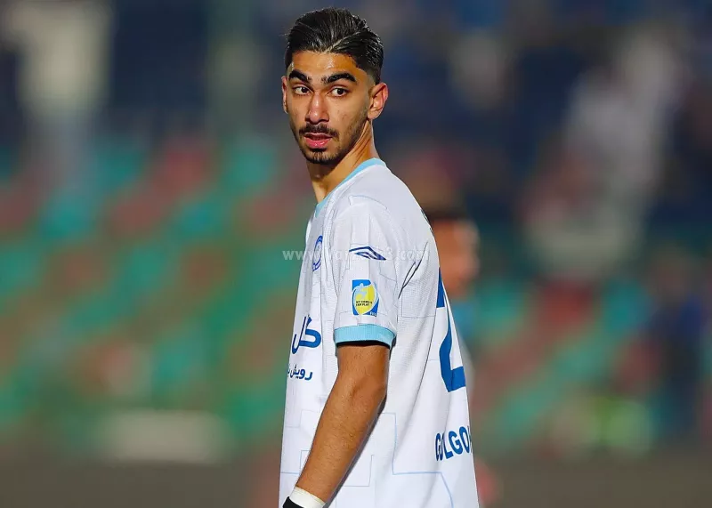 یک علی علیپور جوان در گل گهر!