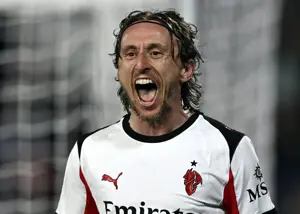 پیزا 1-2 میلان | فرار از جهنم به لطف مودریچ