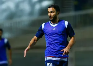 سیامک با پیراهن آبی میهمان پرسپولیسی‌ها (عکس)