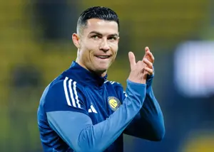 حمایت قاطع از رونالدو: خودش می‌داند کِی برود!