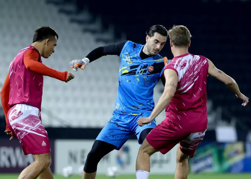 تمرین تراکتور در اسپایر کمپ: بیرو برگشت