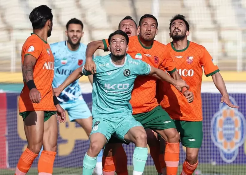 مس رفسنجان هوادار نباش!