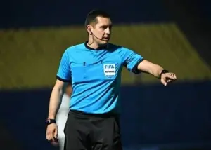 هموطن ماشا و آشورماتوف داور بازی استقلال