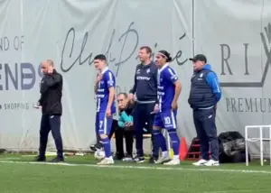 حسین‌نژاد قبل از بازی رسمی آماده شد