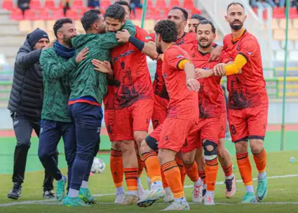 تغییر رسمی صدرنشین لیگ یک