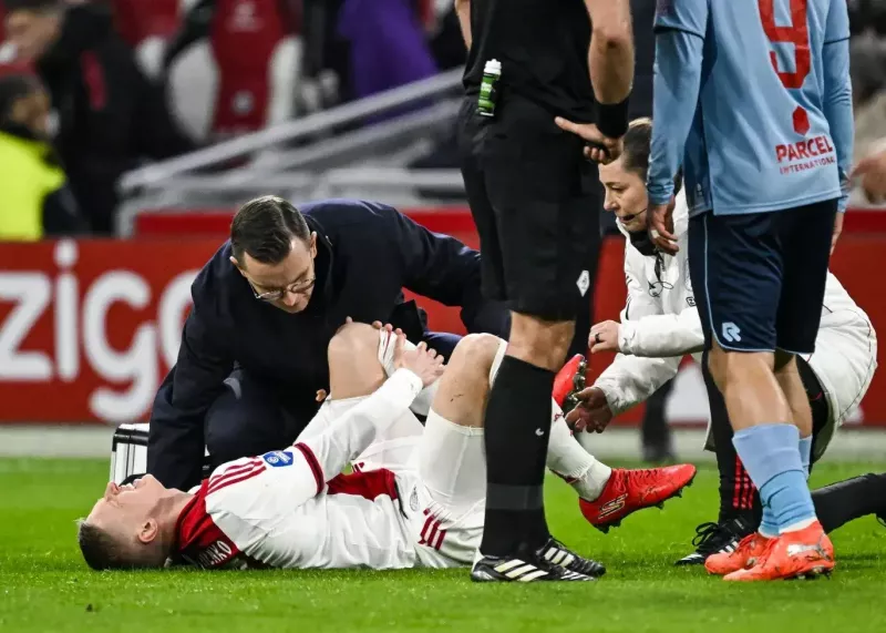 مصدومیت دلخراش زینچنکو پس از سه دقیقه!