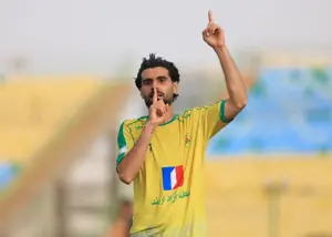 یک لیگ‌برتری نفت را لیگ برتری می‌کند! (عکس)