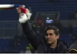 سرمربی لیون از خوشحالی گریه کرد!