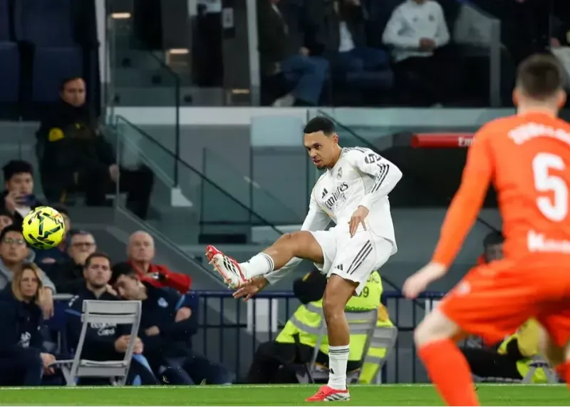 ترنت زندگی را برای وینیسیوس آسان کرد