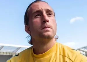 ۱۵ دقیقه بازی کردم و رباطم کاملا پاره شد!