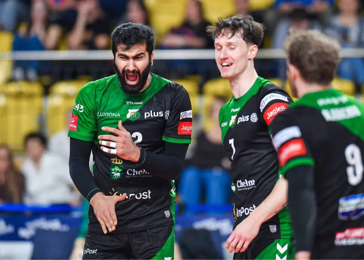 اسفندیار: اولین بار است چنین چیزی می‌بینم