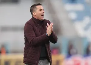 اختصاصی: مخالفت با استعفای اوسمار از پرسپولیس