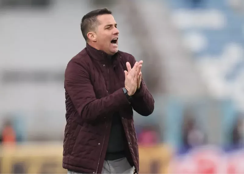 اختصاصی: مخالفت با استعفای اوسمار از پرسپولیس