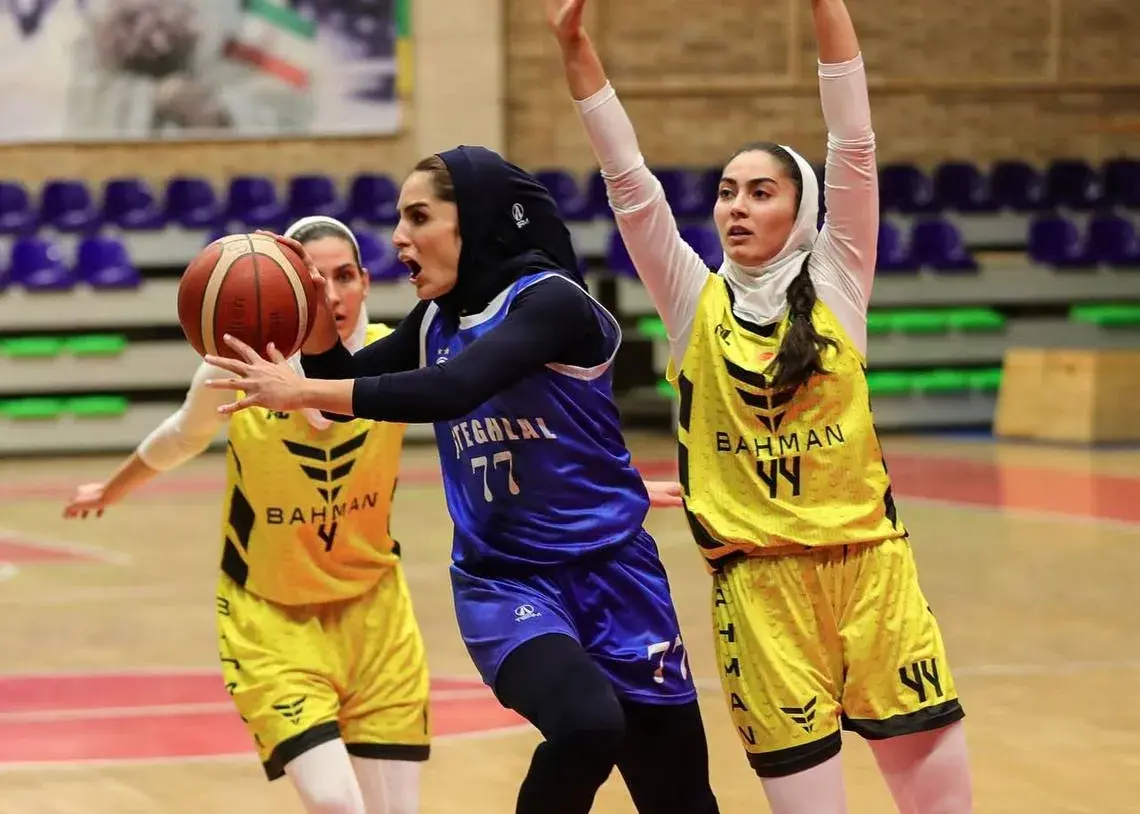 مسیر سخت استقلال و گروه بهمن برای قهرمانی