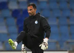 ساپینتو باید از بین آدان و حبیب انتخاب کند