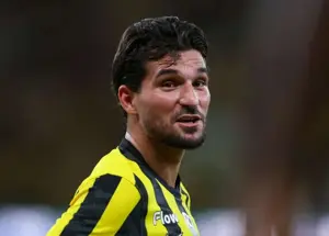 یک الجزایری سلطان گلزنان آسیا