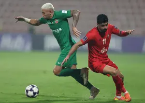 گزارش روزنامه اماراتی از جدال دوباره با تراکتور