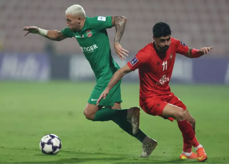 گزارش روزنامه اماراتی از جدال دوباره با تراکتور