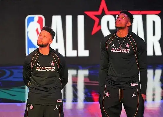 بازگشت غول یونانی و انتظار برای استفن کری