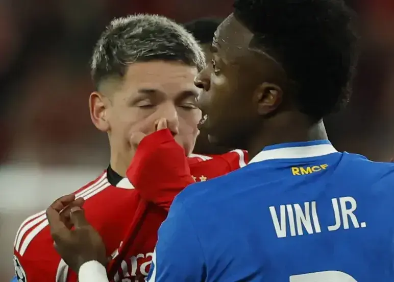 تکذیب وینگر بنفیکا: هیچ توهینی به وینی نکردم