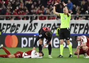 برخورد خون‌آلود در بازی المپیاکوس! (عکس)