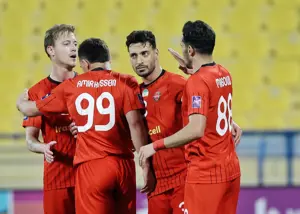 حالا استقلال و پرسپولیس طرفدار جدی تراکتور هستند