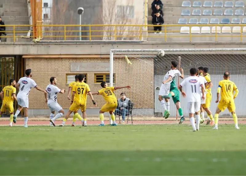 ترفند تیم تازه وارد لیگ یک برای مدعی شدن