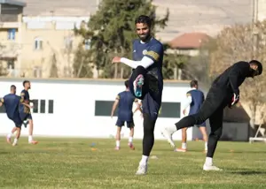 مدافع سابق استقلال آماده بازگشت به میادین (عکس)