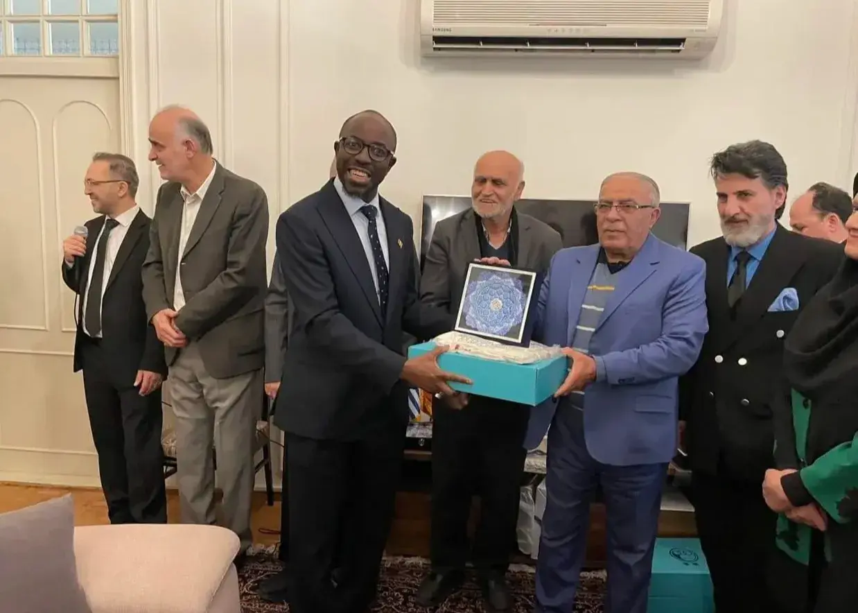 مدیران استقلال و فدراسیون، میهمان سفارت اروگوئه